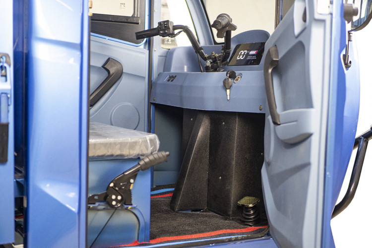 Грузовой электрический трицикл Rutrike КАРГО Кабина Дуал в Ростове