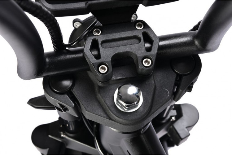 Электроскутер WHITE SIBERIA PRO BLACK EDITION 5000W в Ростове