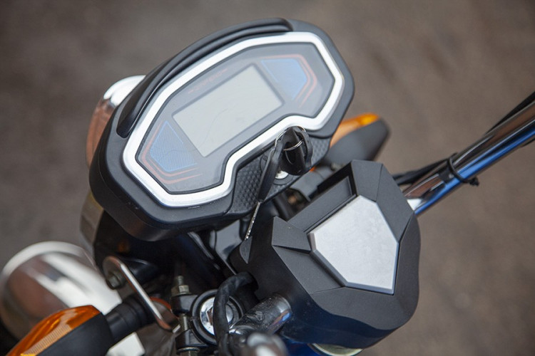 Грузовой электрический трицикл RuTrike Вояж К22 в Ростове